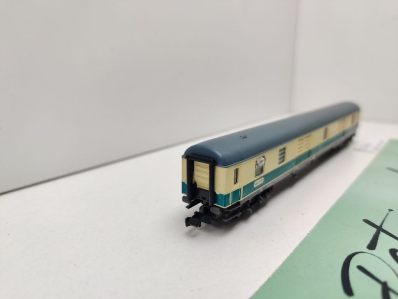 Fleischmann N DC 8190 Gepäckwagen / Düms905 / DB