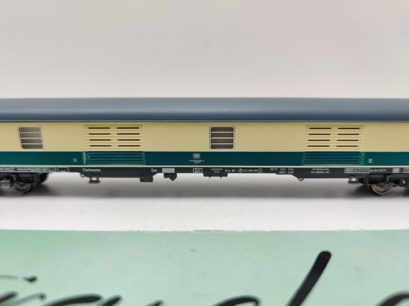 Fleischmann N DC 8190 Gepäckwagen / Düms905 / DB
