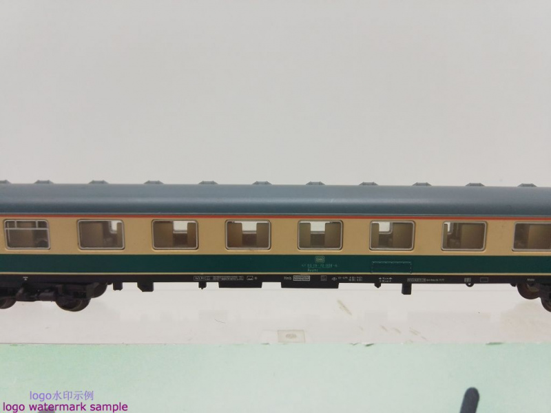 Fleischmann N DC 8191 Schnellzug Abteilwagen / Avümz111 / DB