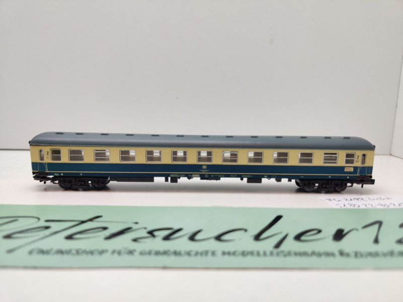 Fleischmann N DC 8199 Schnellzug Abteilwagen 2.Kl / Büm235 / Licht / DB
