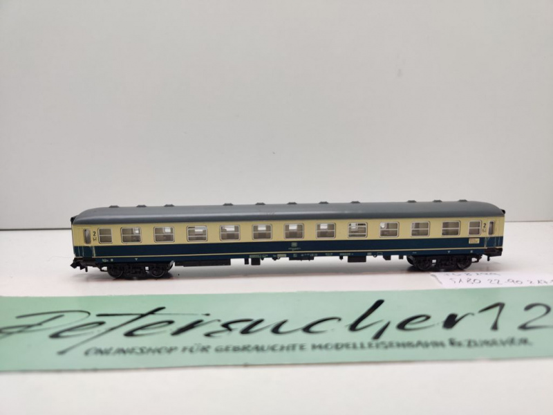 Fleischmann N DC 8199 Schnellzug Abteilwagen 2.Kl dunkler / Büm235 / DB
