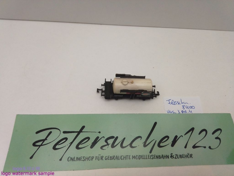 Fleischmann N DC 8400 Kesselwagen "ESSO" / 00 2 797-7 / DB