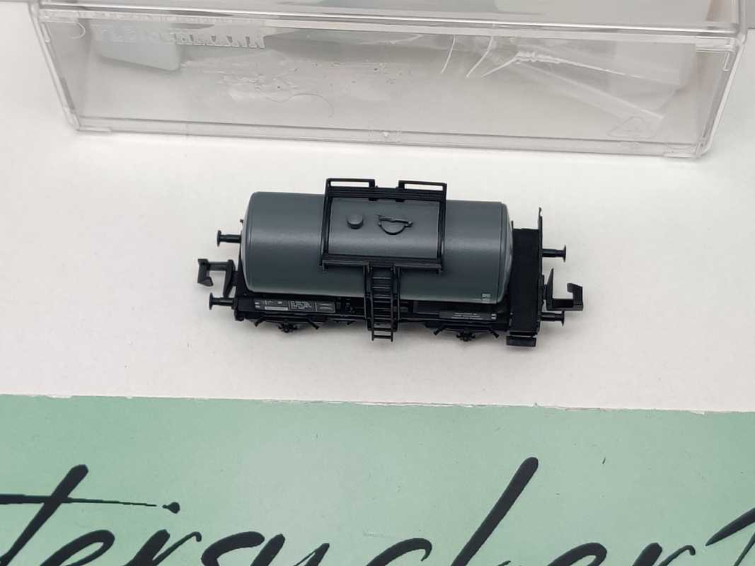 Fleischmann N DC 841601-03 Kesselwagen aus Set / NEM / DR / EVP