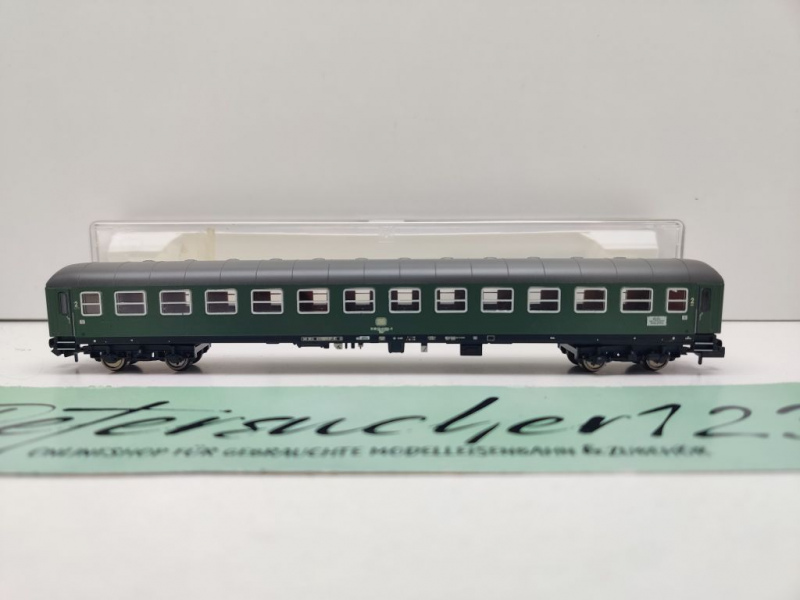 Fleischmann N DC 8649-01 Schnellzugwagen 2.Kl B4üm / NEM / DB / OVP
