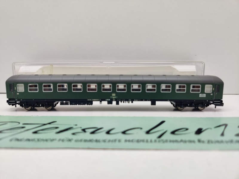 Fleischmann N DC 8649-01 Schnellzugwagen 2.Kl B4üm / NEM / DB / OVP