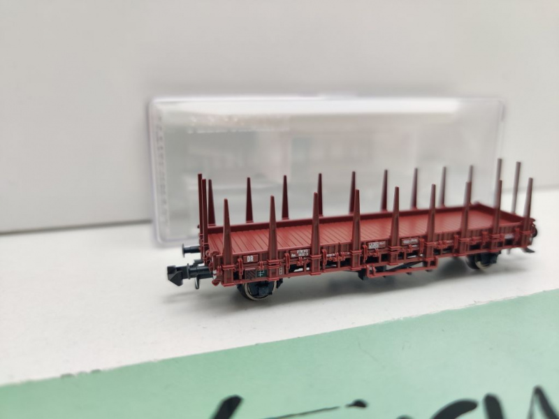 Fleischmann N DC 872501 Rungenwagen Stahlrungen Rmrs / NEM / DR / OVP