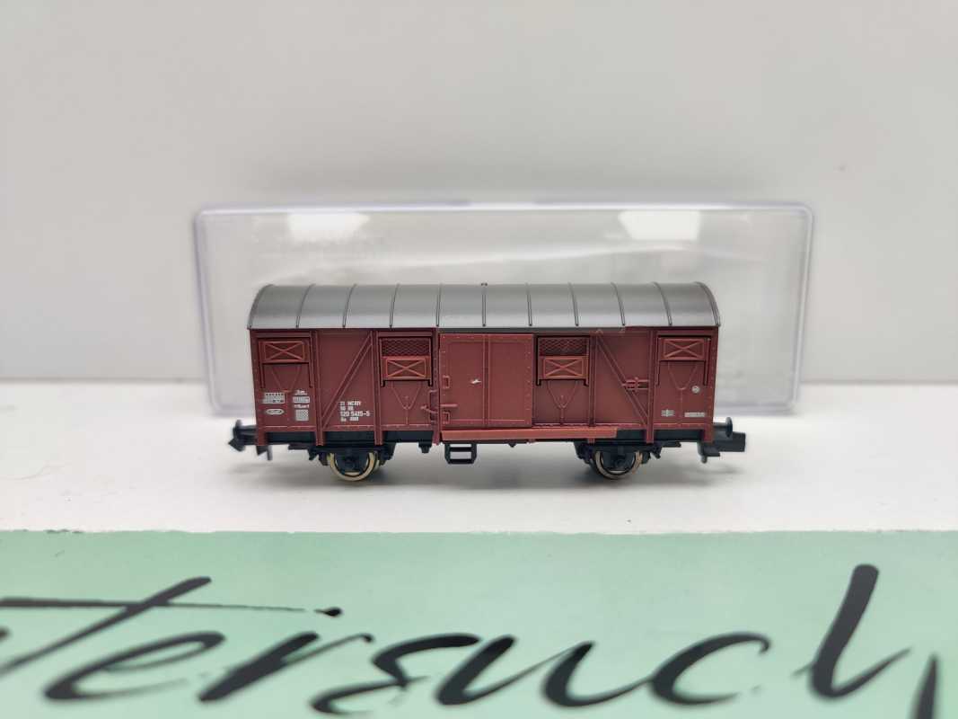 Fleischmann N DC 931405-02 gedeckter Güterwagen Gs / NEM / DR / EVP