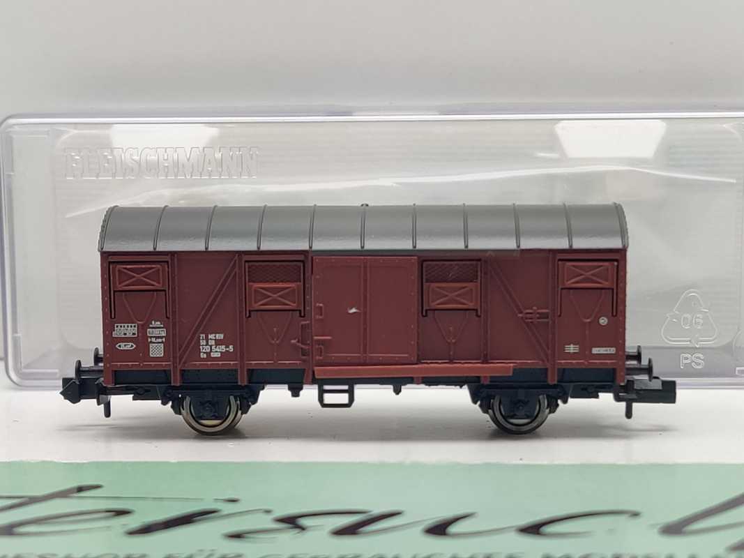 Fleischmann N DC 931405-02 gedeckter Güterwagen Gs / NEM / DR / EVP