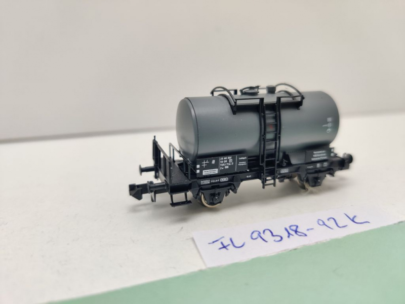 Fleischmann N DC 9318-92 Kesselwagen Zw aus Set / NEM / DR / OVP