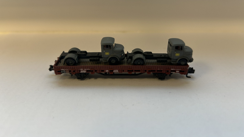 Hobbytrain N DC H23005-9 offener Güterwagen + 2 LKW / DB / OVP