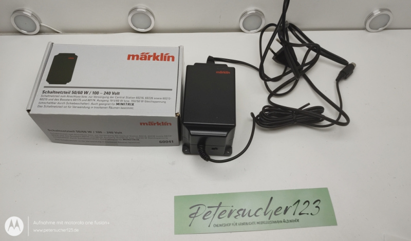 Märklin 60041Schaltnetzteil 50/60Hz / 100-240 Volt