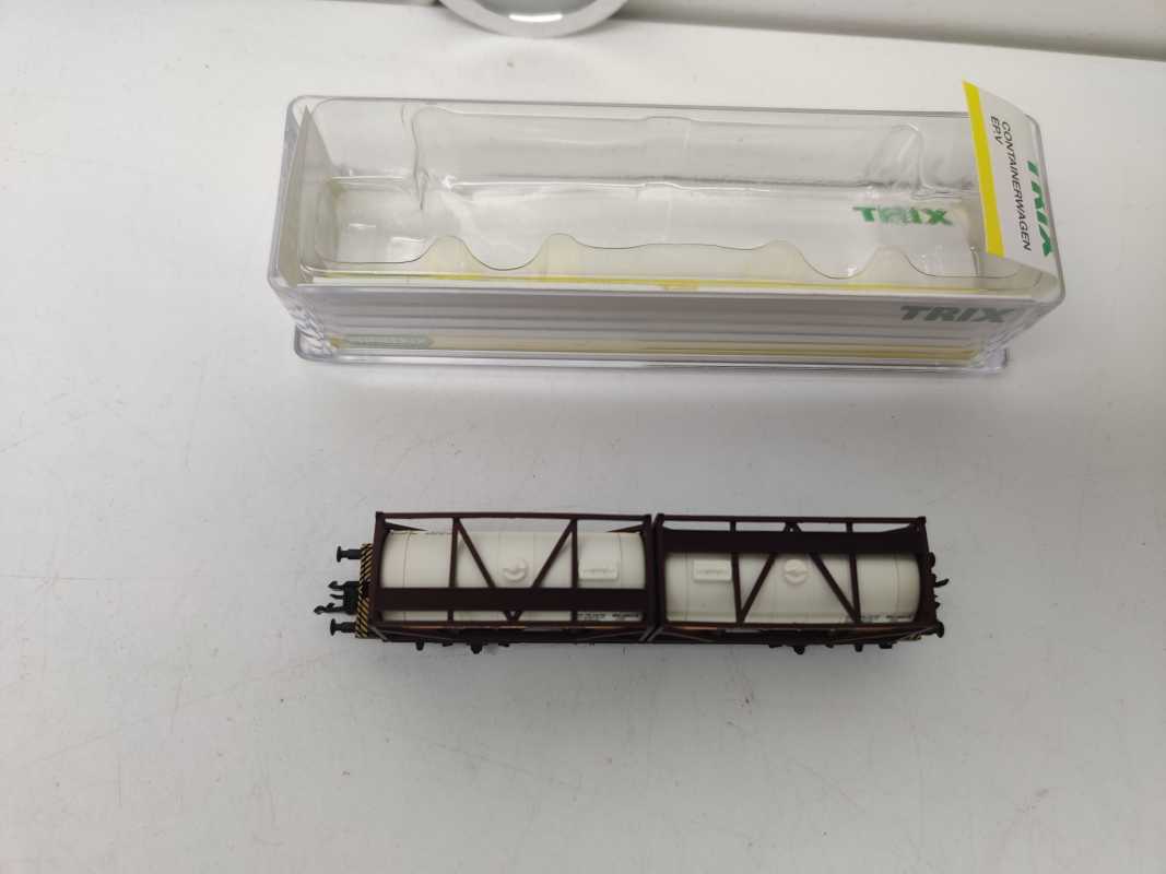 Mini Trix N DC 15257-8 / 2-achsigen Einheitstaschenwagen / Sdgkms 707 / DB AG / „BERTSCHI AG“ / OVP