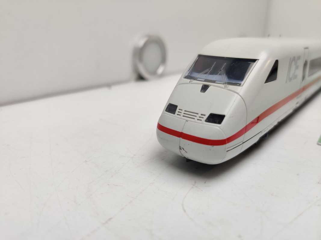 Märklin H0 AC 808 026-9 Steuerwagen / DB / Licht in Fahrtrichtung