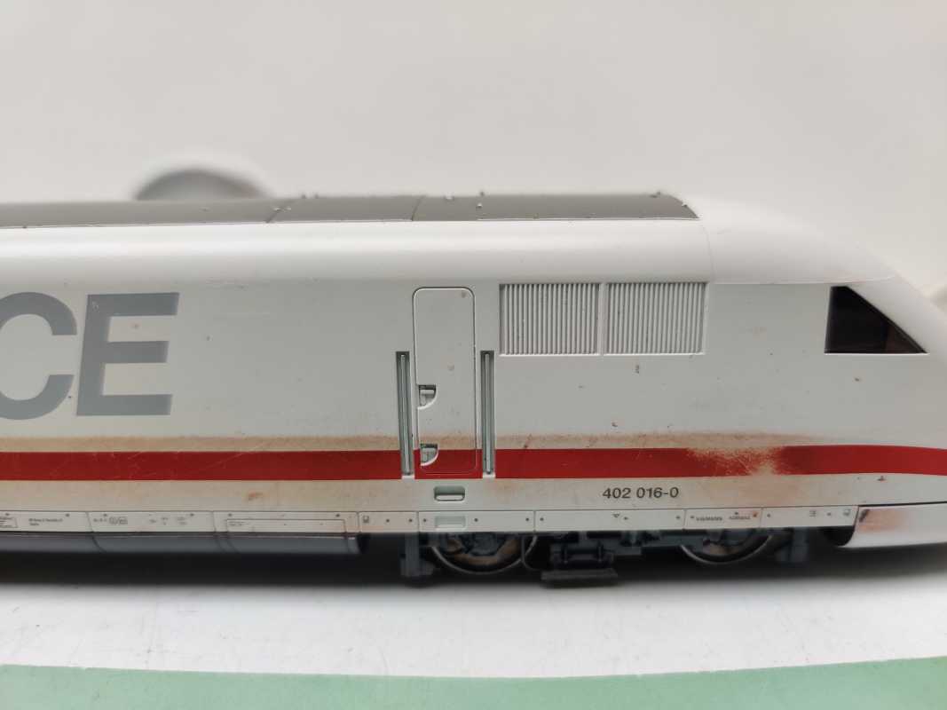 Märklin H0 AC 402 016-0 / Triebkopf / Mfx / Sound / DB / Licht in Fahrtrichtung