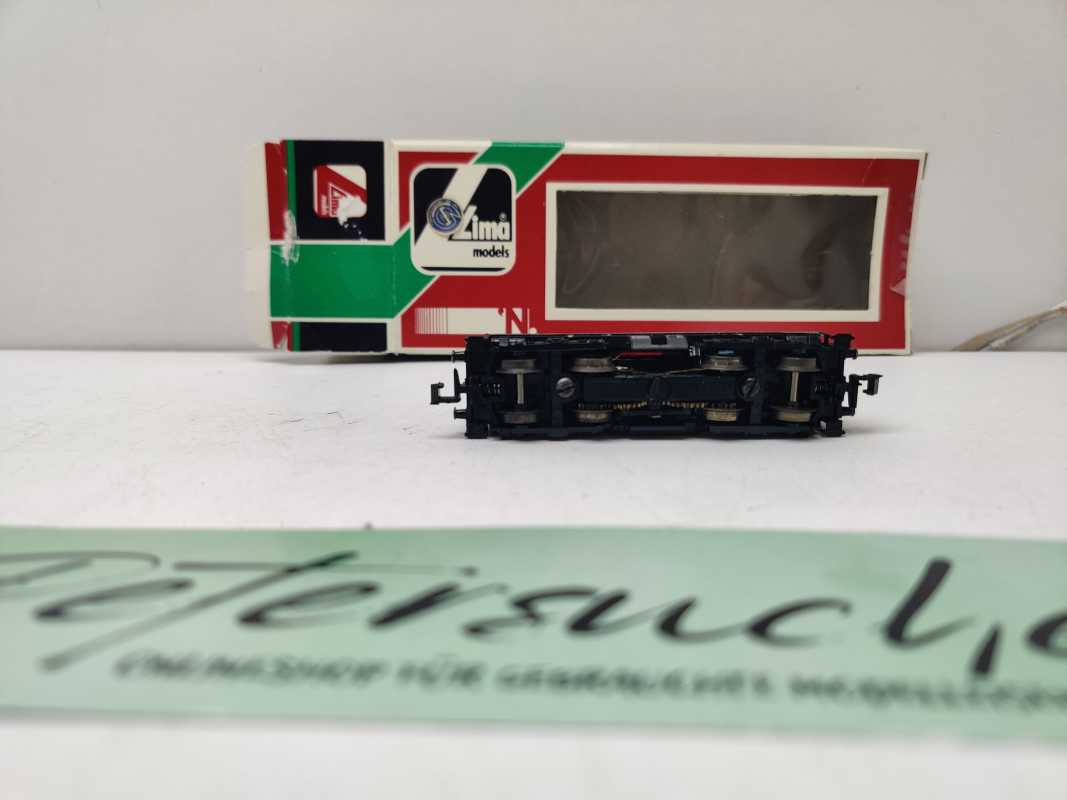 Lima N DC 220220 / Diesellokomotive / BR211 / ehemals V 100 / DB / Defekt / OVP