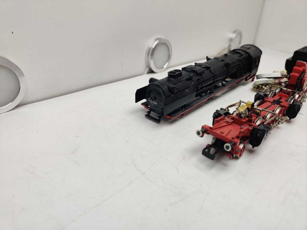 Märklin H0 AC BR53 0001 / gigantische / überschwere Kriegsdampflokomotive / Bauart Mallet / Analog / Defekt