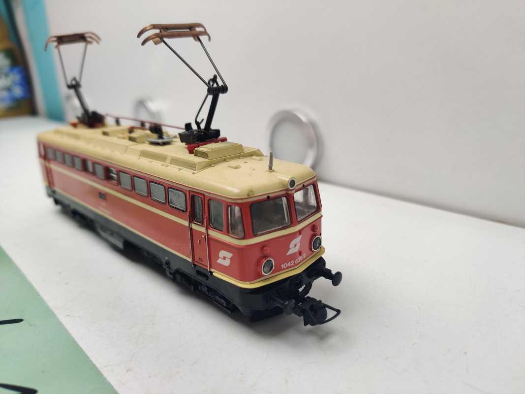 Lima H0 DC 208190 / 1042 636-9 Elektrolokomotive /1042 / ÖBB / Analog