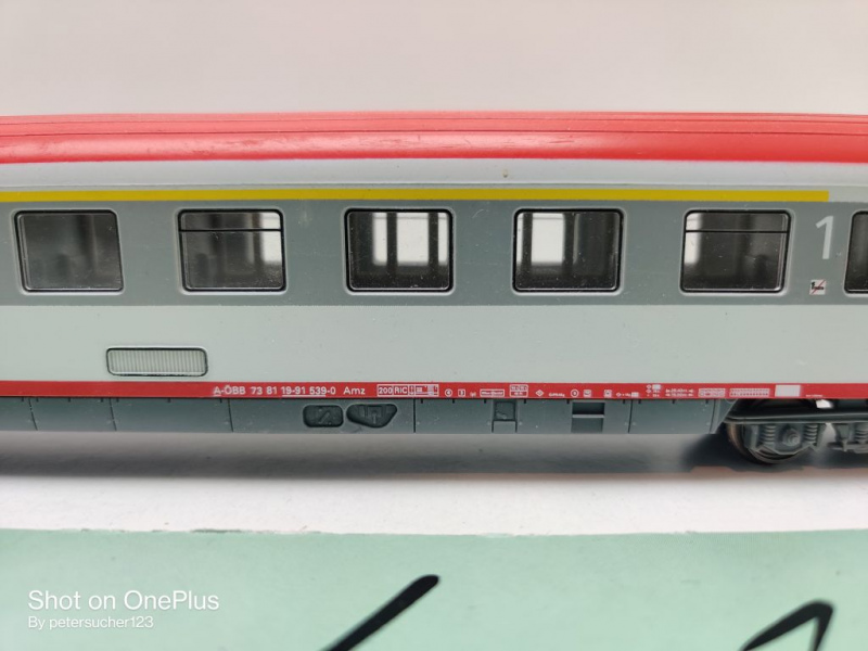 Kleinbahn H0 DC 61 81 21-90 147-3 Reisezugwagen / Bmz / ÖBB