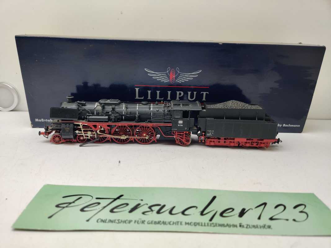 B L104001 / Schlepptender-Dampflokomotive