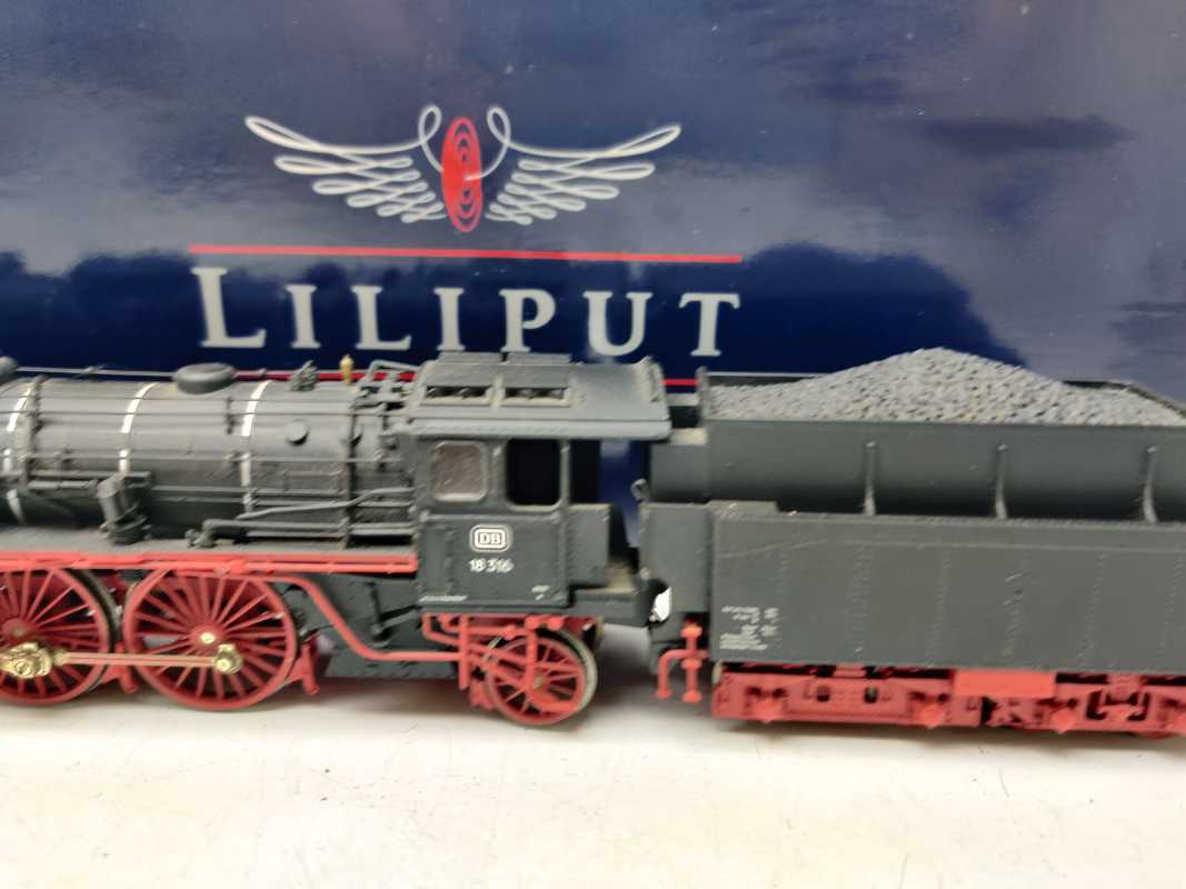 Liliput H0 DC L104001 / Schlepptender-Dampflokomotive / BR18.3 / DB / Analog / DSS /OVP