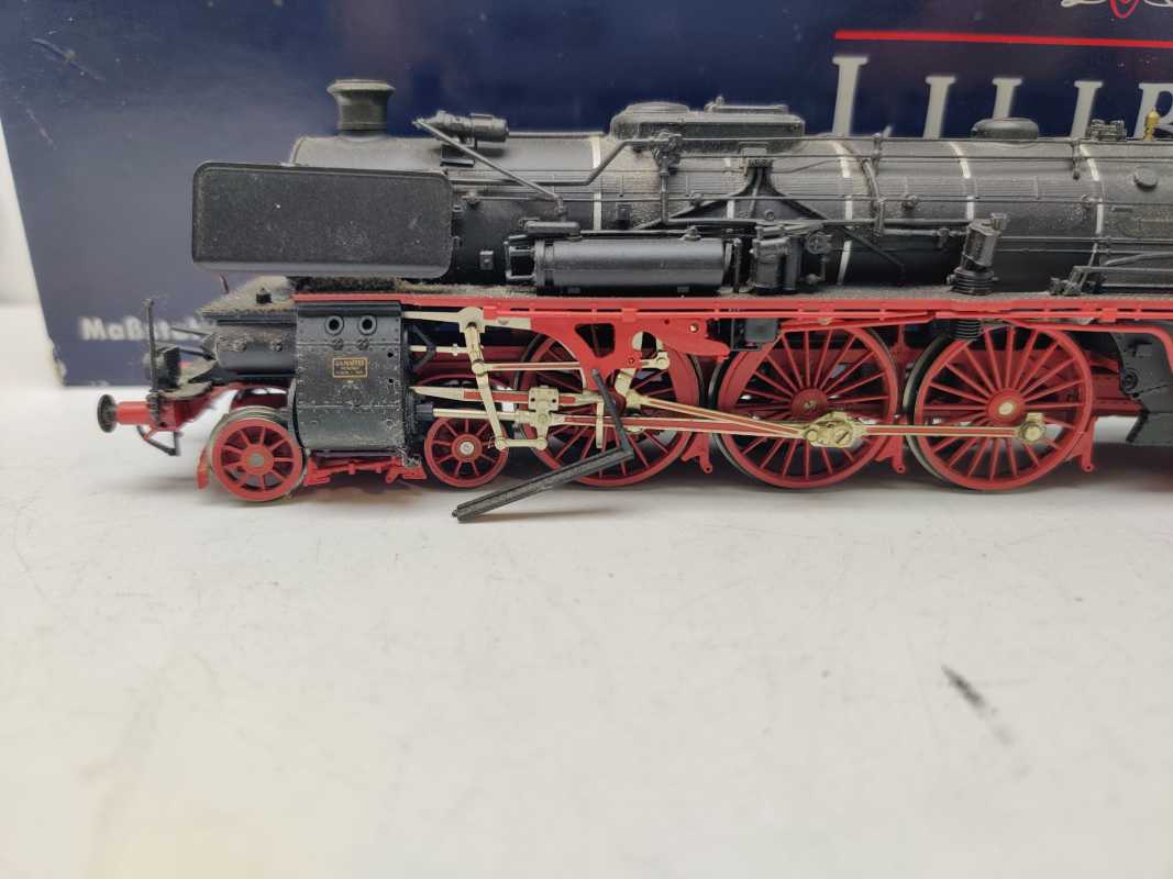 Liliput H0 DC L104001 / Schlepptender-Dampflokomotive / BR18.3 / DB / Analog / DSS /OVP