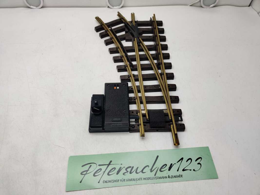 LGB Spur G 1210 /  1 x standardmäßige Weiche / links / Radius R1 30° + 1201 Antrieb + 1204 Laterne