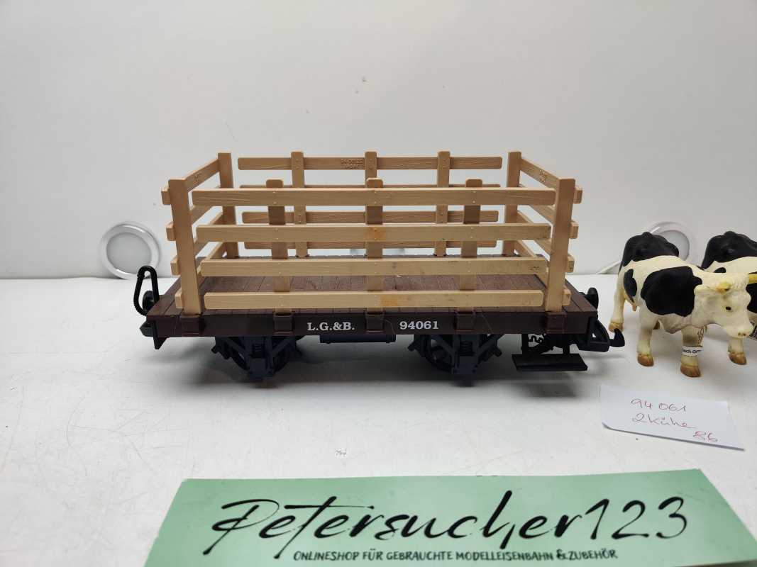 LBG Spur G / 94061 / 2-achsiger Güterwagen / Viehtransport mit 2 Kühen