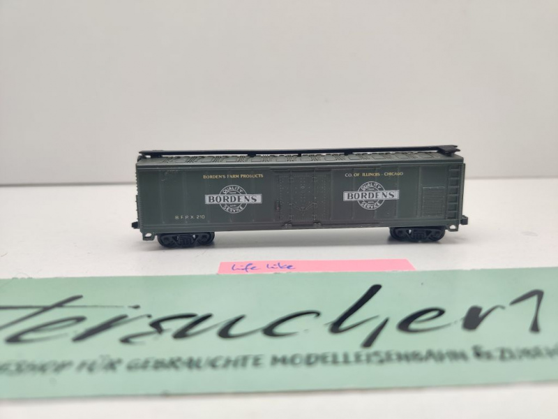 Life-Like N DC 7709 50' Kühlwagen Schiebetür "Borden's green" RP / BRLX