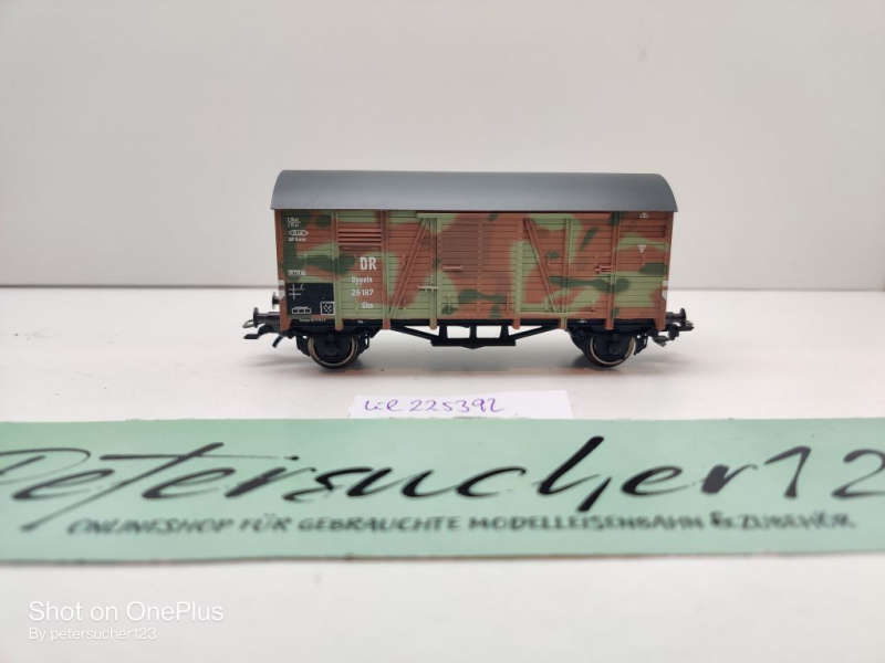Liliput H0 AC 225393 ged. Güterwagen / Militärwagen / Ghs / NEM /  DR