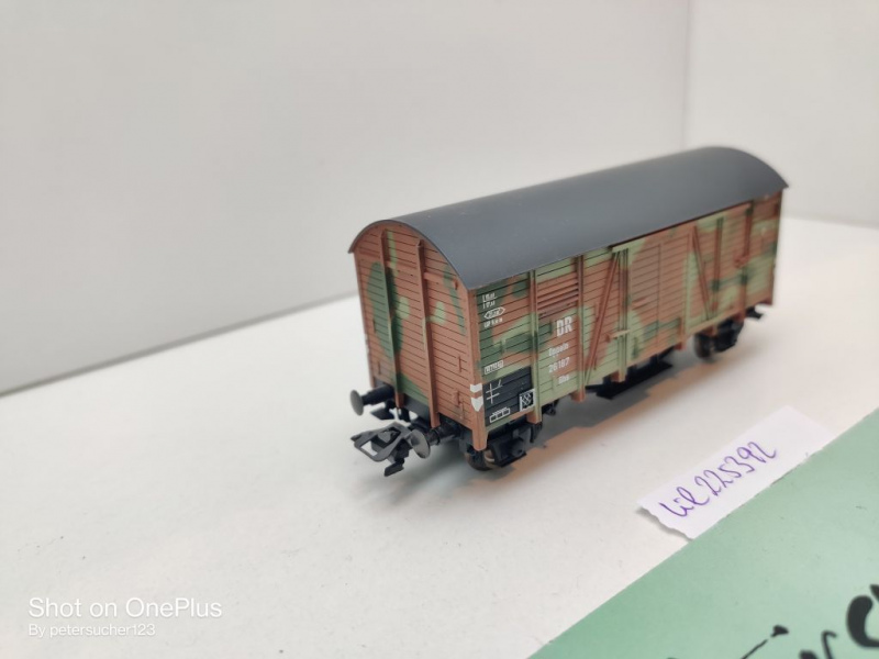 Liliput H0 AC 225393 ged. Güterwagen / Militärwagen / Ghs / NEM /  DR