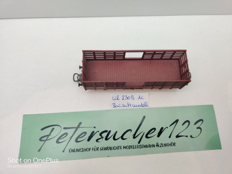 Liliput H0 AC 230B offener Viehtransportwagen / Bausatzmodell / SNCF