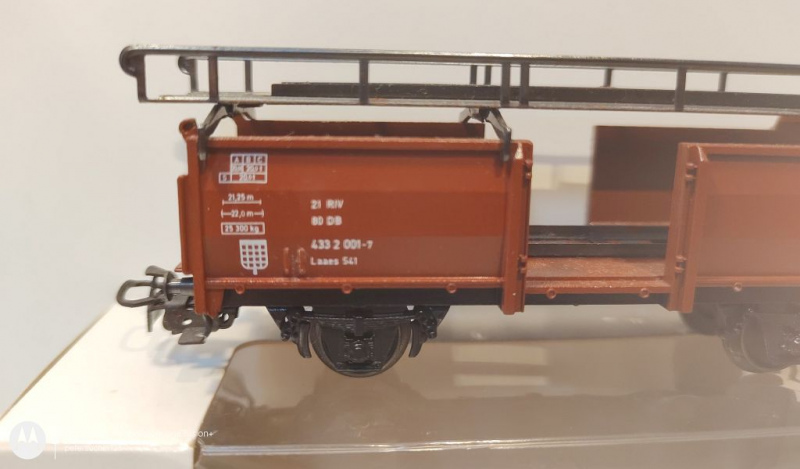 Märklin H0 AC 4613 Autotransportwagen / 4 Käfer / DB / OVP weiß