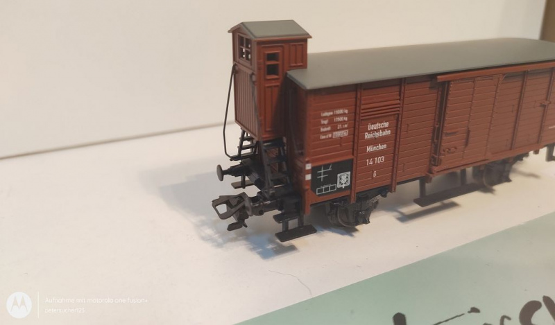 Märklin H0 AC 4695 gedeckter Güterwagen m Brmshs / NEM / DRG