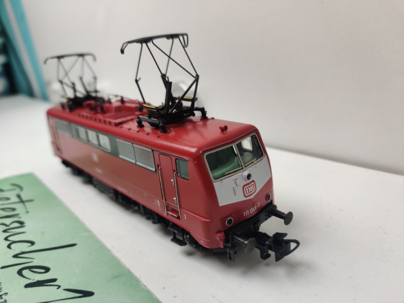 Märklin H0 AC 2662 / BR111 068-3  Elektrolok / DB / Rot / Delta-Digital
