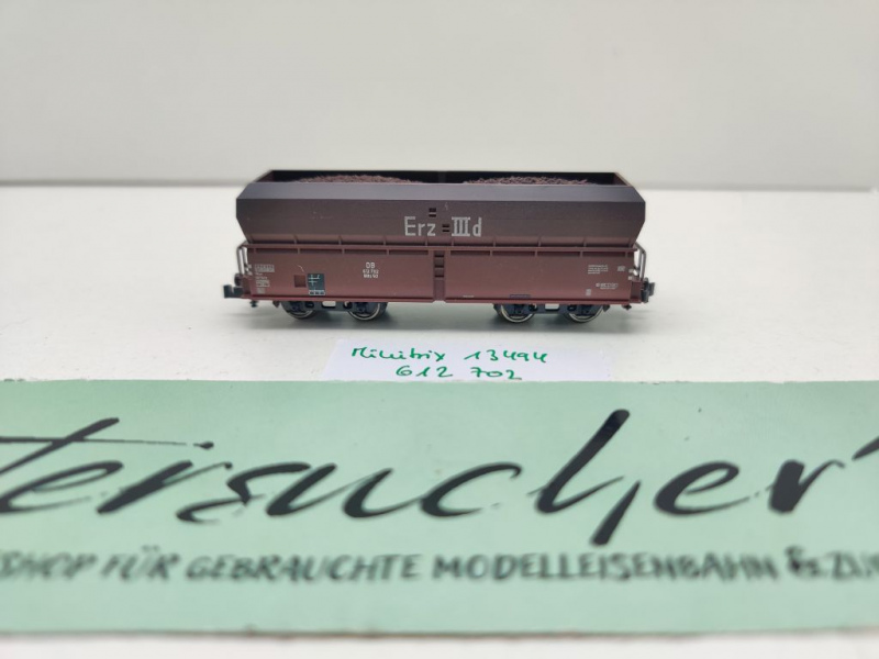 Minitrix N DC 13494 Selbstentladewagen "Erz IIId" OOtz / 612 702 / NEM / DB