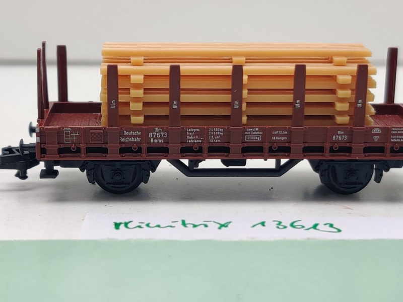 Minitrix N DC 13613 ex 51358730 Niederbordwagen + Kantholzstapel Rmms / DRG