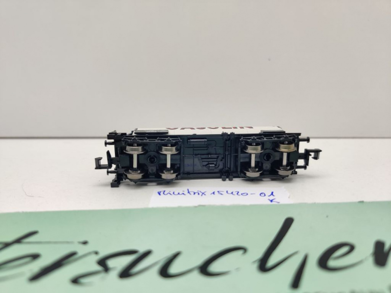 Minitrix N DC 15420-01 Kesselwagen "Gasolin" / NEM / DB