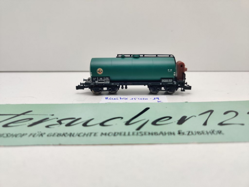 Minitrix N DC 15420-19 Kesselwagen "DEA" / NEM / DB