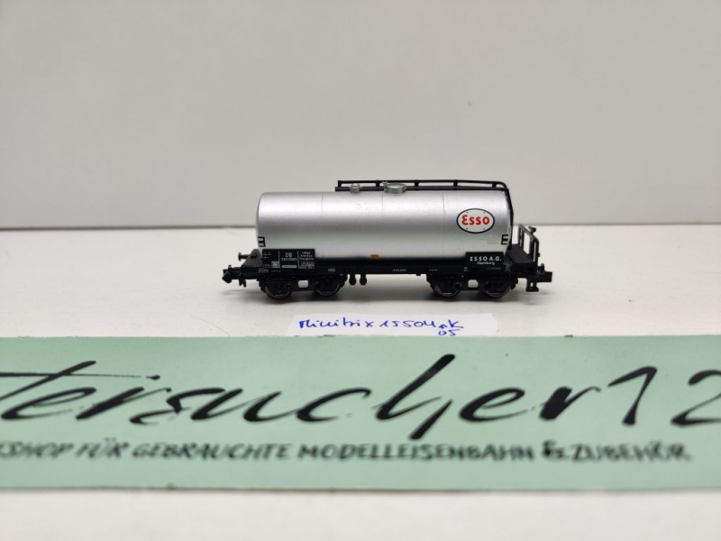 Minitrix N DC 15504-05 Kesselwagen "Esso" / NEM / DB