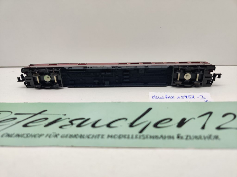 Minitrix N DC 15851 03 K Schnellzugspeisewagen / WRümh132 / DB