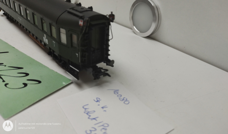 Märklin H0 AC 16080 Personenwagen / DR / 3.Kl. / Grün / Nem / KK / Personen / Licht