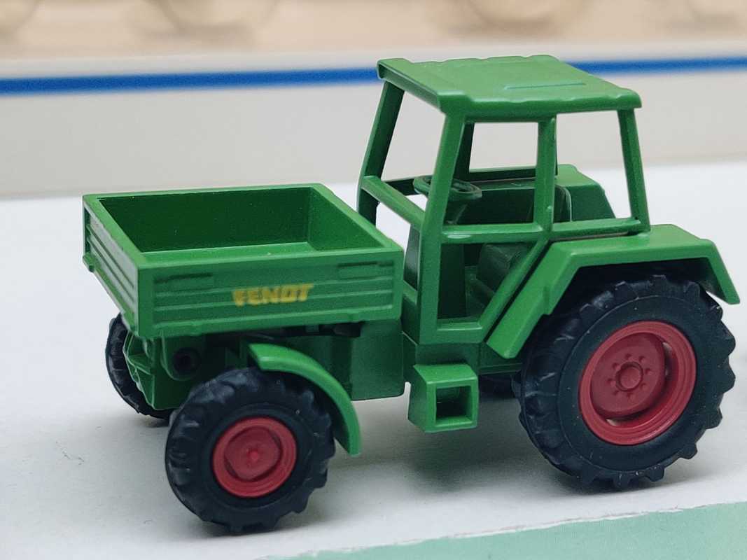 Märklin H0 1892 3 Fendt Modelle: Schlepper - Traktor m Schaufel - Geräteträger / OVP