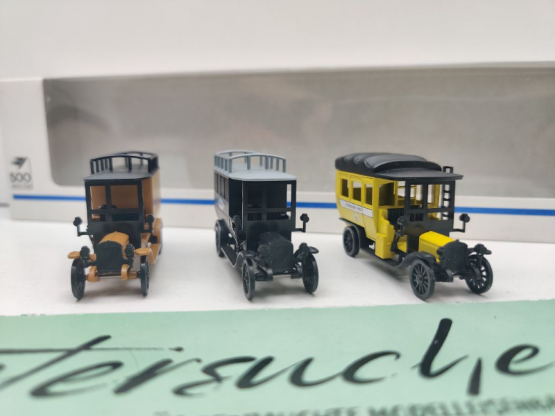 Märklin H0 1898 / dreiteiliges Oldtimer-Lastwagen-Set / Sonderserie zum Jubiläum „500 Jahre Post“/ OVP