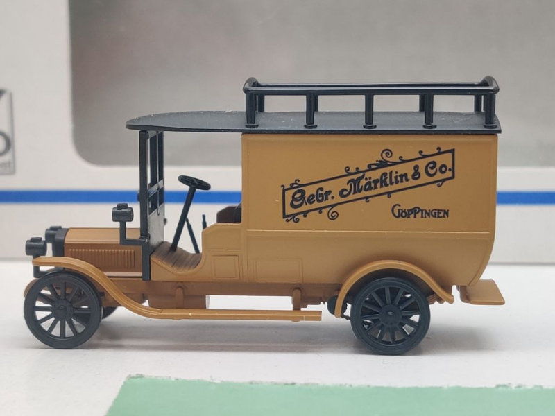 Märklin H0 1898 / dreiteiliges Oldtimer-Lastwagen-Set / Sonderserie zum Jubiläum „500 Jahre Post“/ OVP