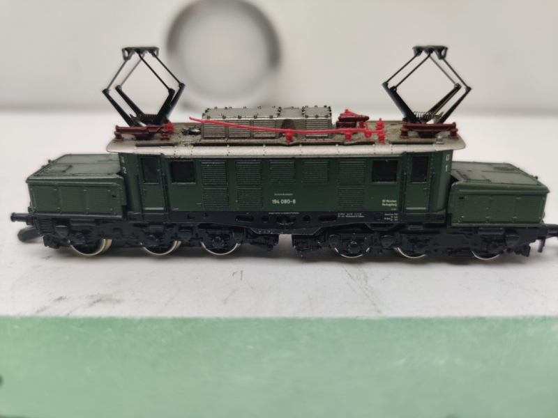 Märklin Z DC / BR194 080-8 / E-Lok / Krokodil / DB / Bastler / Defekt / Analog