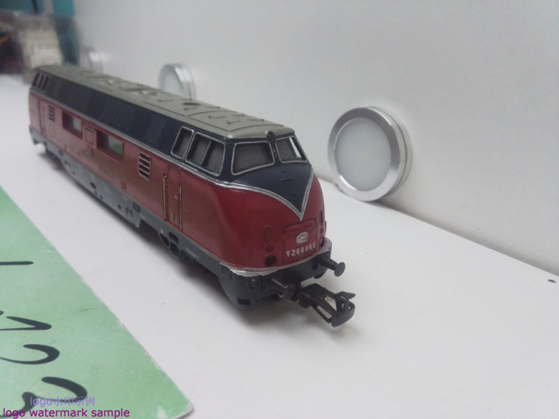 Märklin H0 AC  3021 / V200 060 Diesellok Gussgehäuse / DB / Analog / Rot