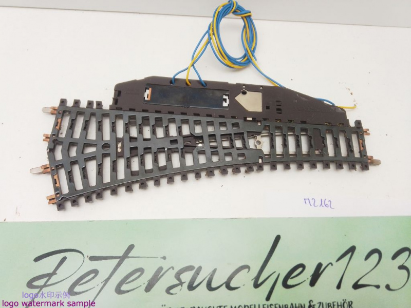Märklin H0 AC 2261 elektr. K-Gleis Weiche / rechts / 168,9 mm / 22° 30 / Farbe, Kleber