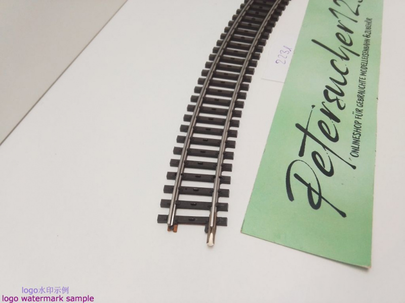 Märklin H0 AC 2231 1x gebogenes K-Gleis / R 424,6 / 30° = 1/1