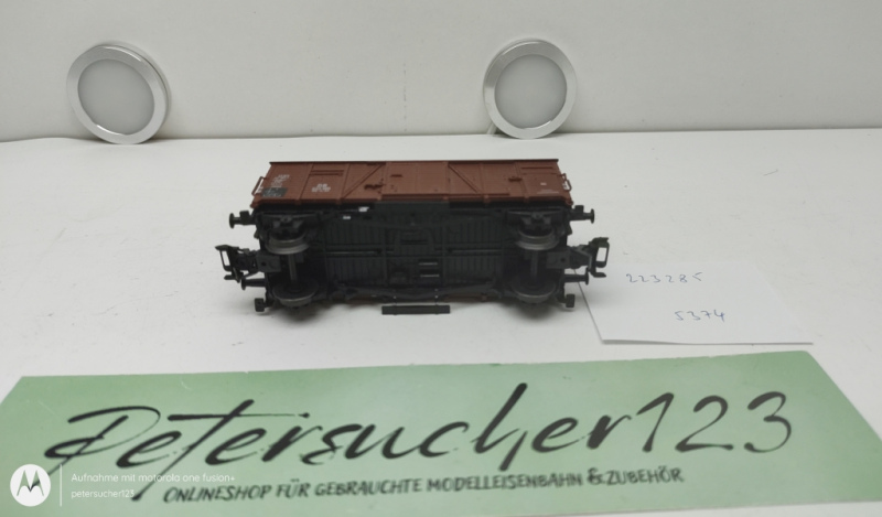 Märklin H0 223285  Gedeckter Güterwagen / DB / Braun