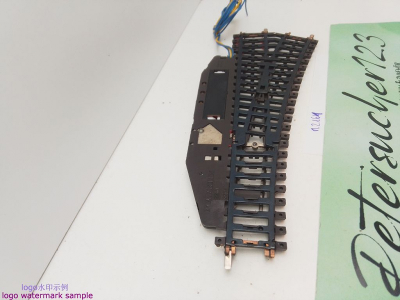 Märklin H0 AC 2261 elektr. K-Gleis Weiche links / 168,9 mm / 22° 30 / Farbe, Kleber